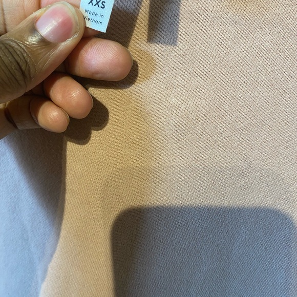 - Aritizia the group Babaton size xxs rusty pink long sleeve medium weight… - Picture 5 of 9